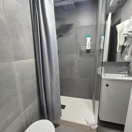 Grupo Arcanos Loureiro Apartment